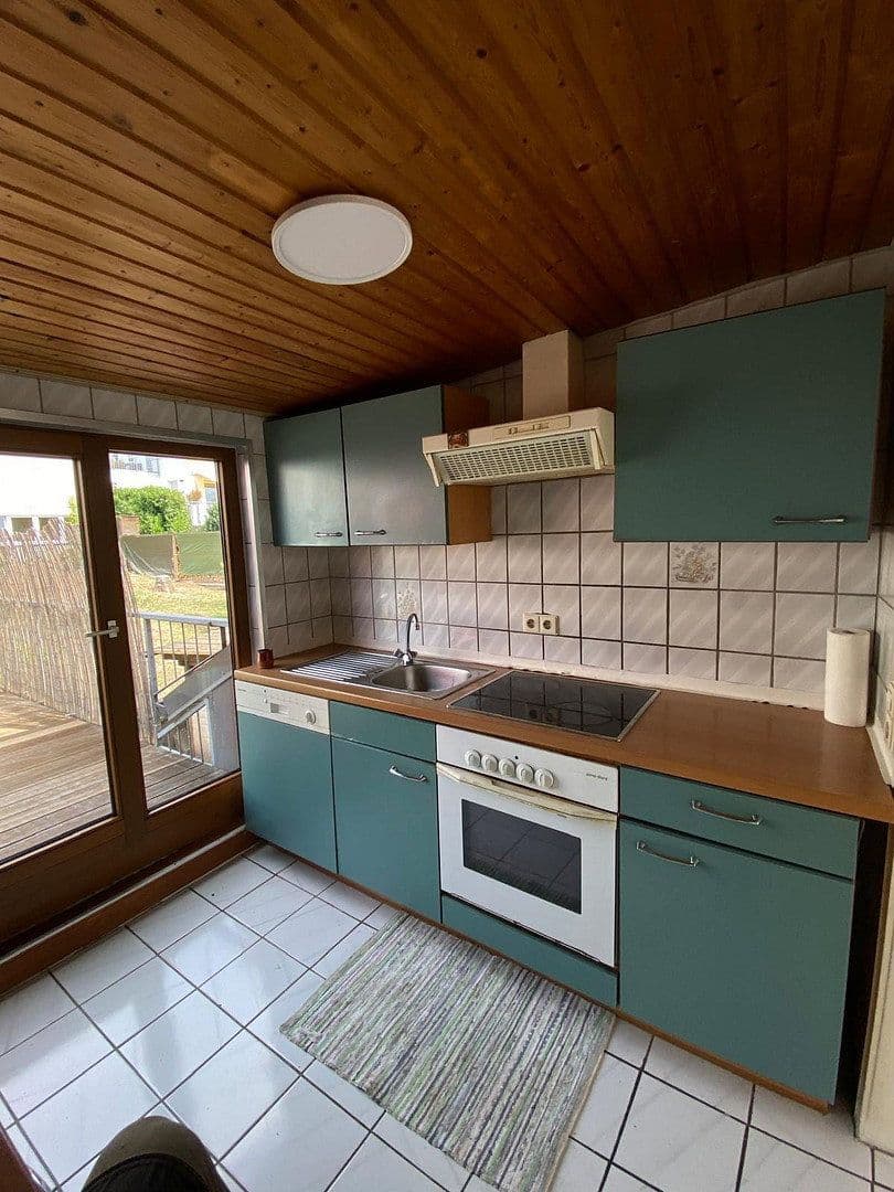 Prodej domu 152 m², pozemek 437 m², Ammerstraße 20, Nürtingen, Bádensko-Württembersko Prodej domu 152 m², pozemek 437 m², Ammerstraße 20, Nürtingen, Bádensko-Württembersko
