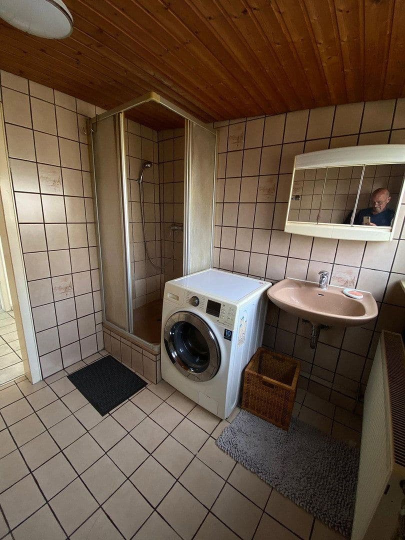 Prodej domu 152 m², pozemek 437 m², Ammerstraße 20, Nürtingen, Bádensko-Württembersko Prodej domu 152 m², pozemek 437 m², Ammerstraße 20, Nürtingen, Bádensko-Württembersko
