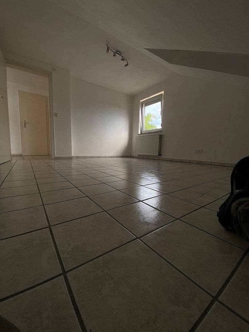 Prodej domu 152 m², pozemek 437 m², Ammerstraße 20, Nürtingen, Bádensko-Württembersko Prodej domu 152 m², pozemek 437 m², Ammerstraße 20, Nürtingen, Bádensko-Württembersko