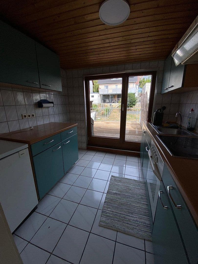 Prodej domu 152 m², pozemek 437 m², Ammerstraße 20, Nürtingen, Bádensko-Württembersko Prodej domu 152 m², pozemek 437 m², Ammerstraße 20, Nürtingen, Bádensko-Württembersko