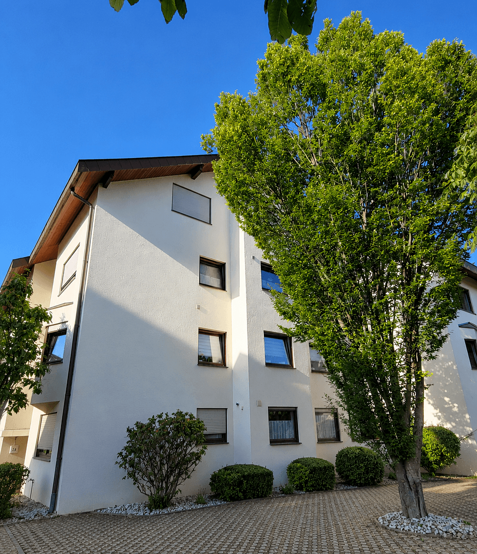 Prodej bytu 3+1 83 m², Aalenerstraße 24, Leonberg, Bádensko-Württembersko Prodej bytu 3+1 83 m², Aalenerstraße 24, Leonberg, Bádensko-Württembersko