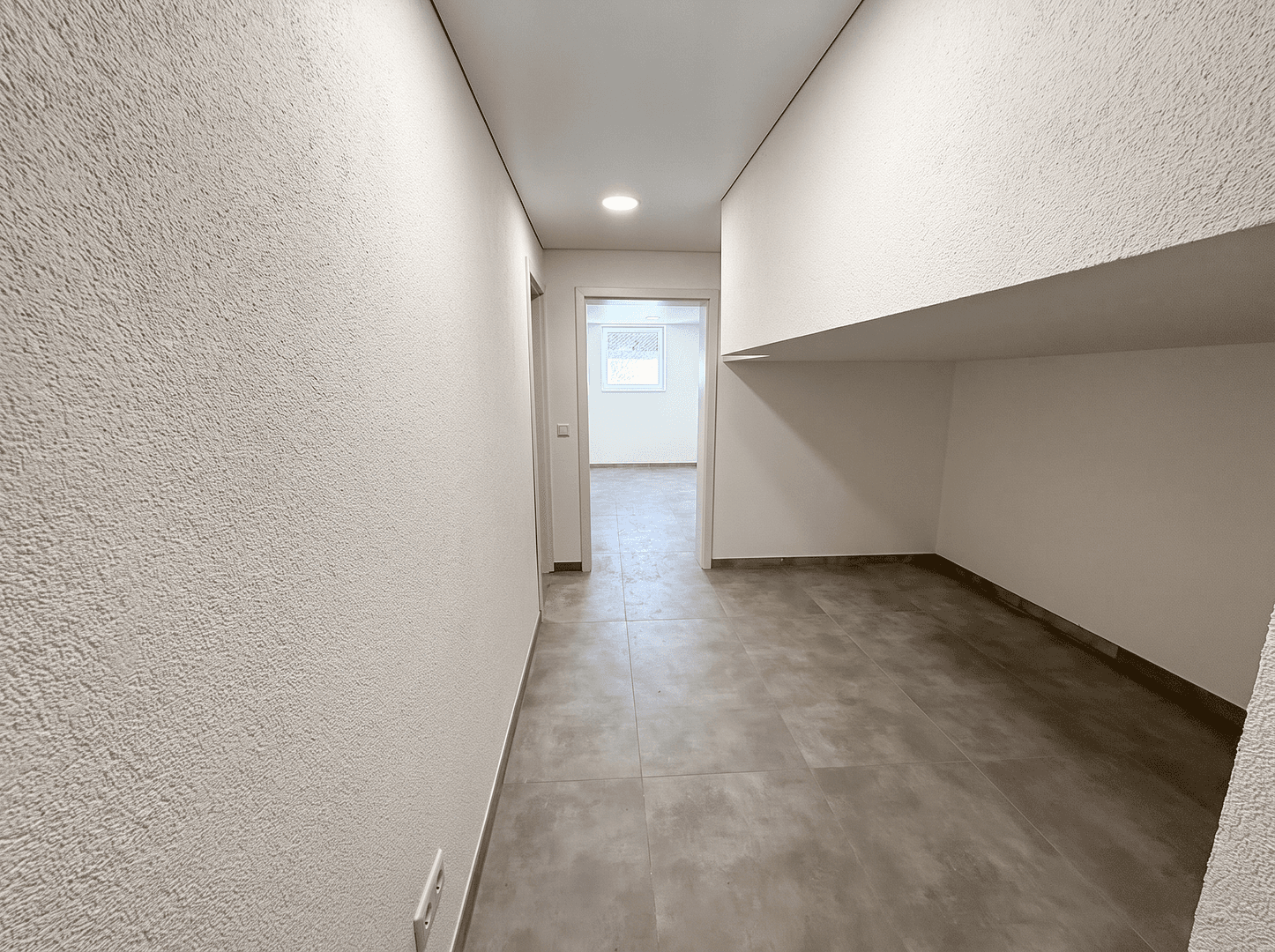 Prodej domu 167 m², pozemek 1.448 m², Steinbreite 1, Fuldabrück, Hessen Prodej domu 167 m², pozemek 1.448 m², Steinbreite 1, Fuldabrück, Hessen