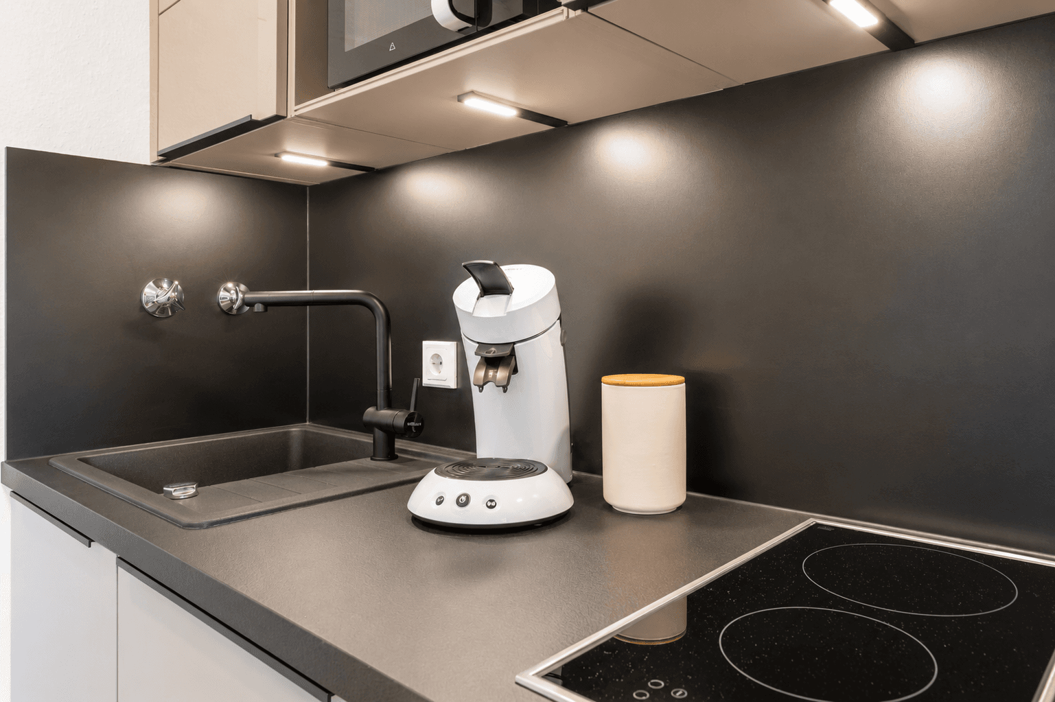 Pronájem bytu 1+1 20 m², Mainz, Porýní-Falc Pronájem bytu 1+1 20 m², Mainz, Porýní-Falc