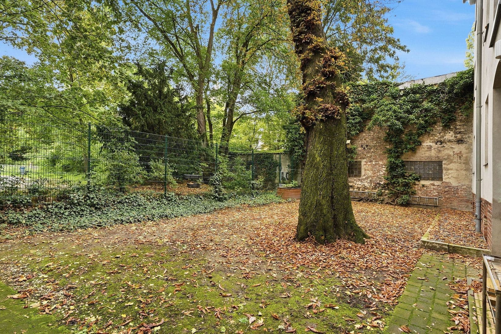 Prodej bytu 3+1 86 m², Berlin, Berlín Prodej bytu 3+1 86 m², Berlin, Berlín