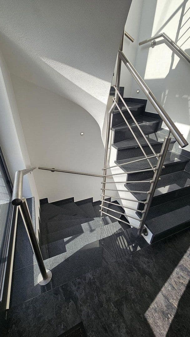 Prodej domu 167 m², pozemek 163 m², Speyerer Straße 25, Neuhofen, Porýní-Falc Prodej domu 167 m², pozemek 163 m², Speyerer Straße 25, Neuhofen, Porýní-Falc