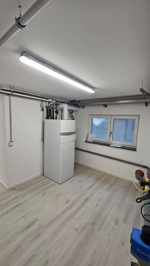 Prodej domu 167 m², pozemek 163 m², Speyerer Straße 25, Neuhofen, Porýní-Falc Prodej domu 167 m², pozemek 163 m², Speyerer Straße 25, Neuhofen, Porýní-Falc