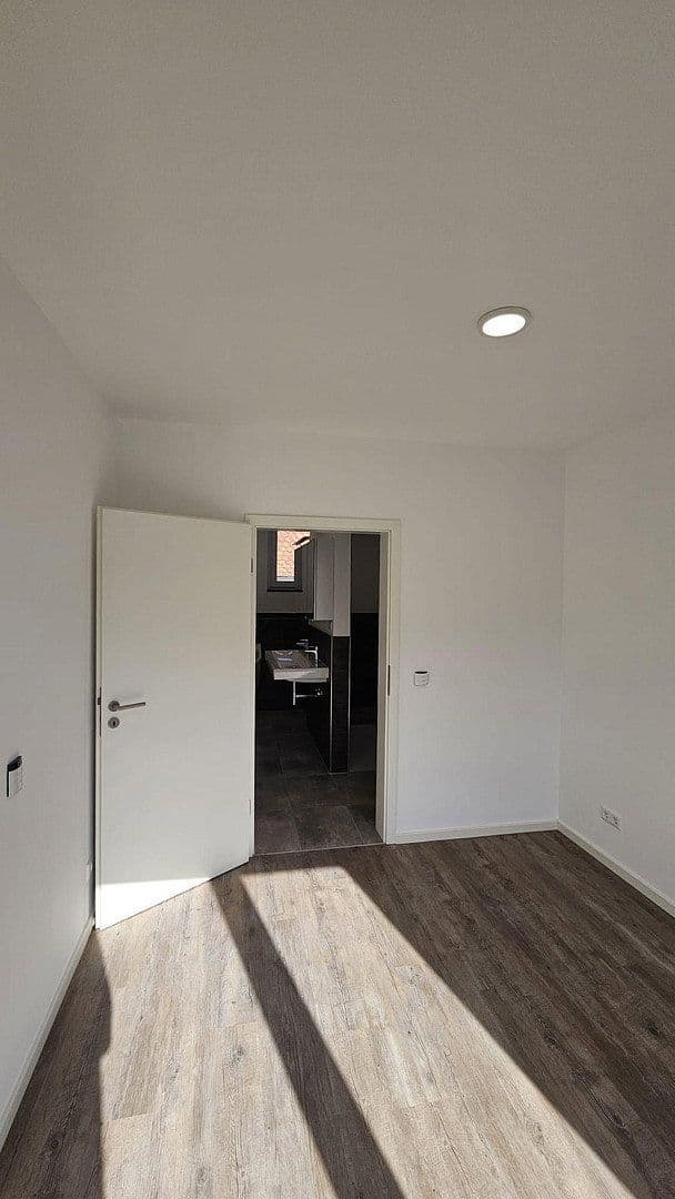 Prodej domu 167 m², pozemek 163 m², Speyerer Straße 25, Neuhofen, Porýní-Falc Prodej domu 167 m², pozemek 163 m², Speyerer Straße 25, Neuhofen, Porýní-Falc
