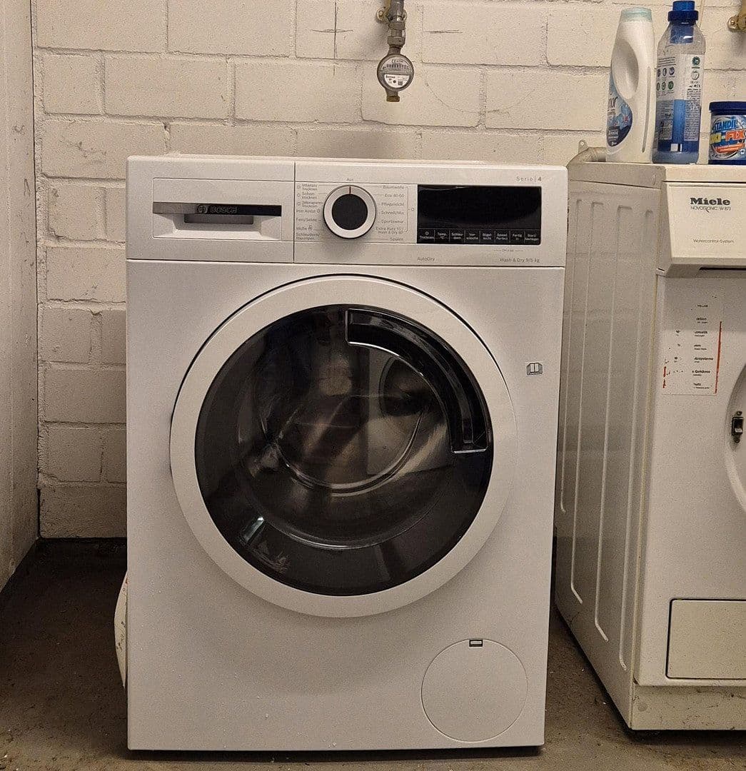 Pronájem bytu 1+1 27 m², Neuburgshof 8, Krefeld, Severní Porýní-Vestfálsko Pronájem bytu 1+1 27 m², Neuburgshof 8, Krefeld, Severní Porýní-Vestfálsko