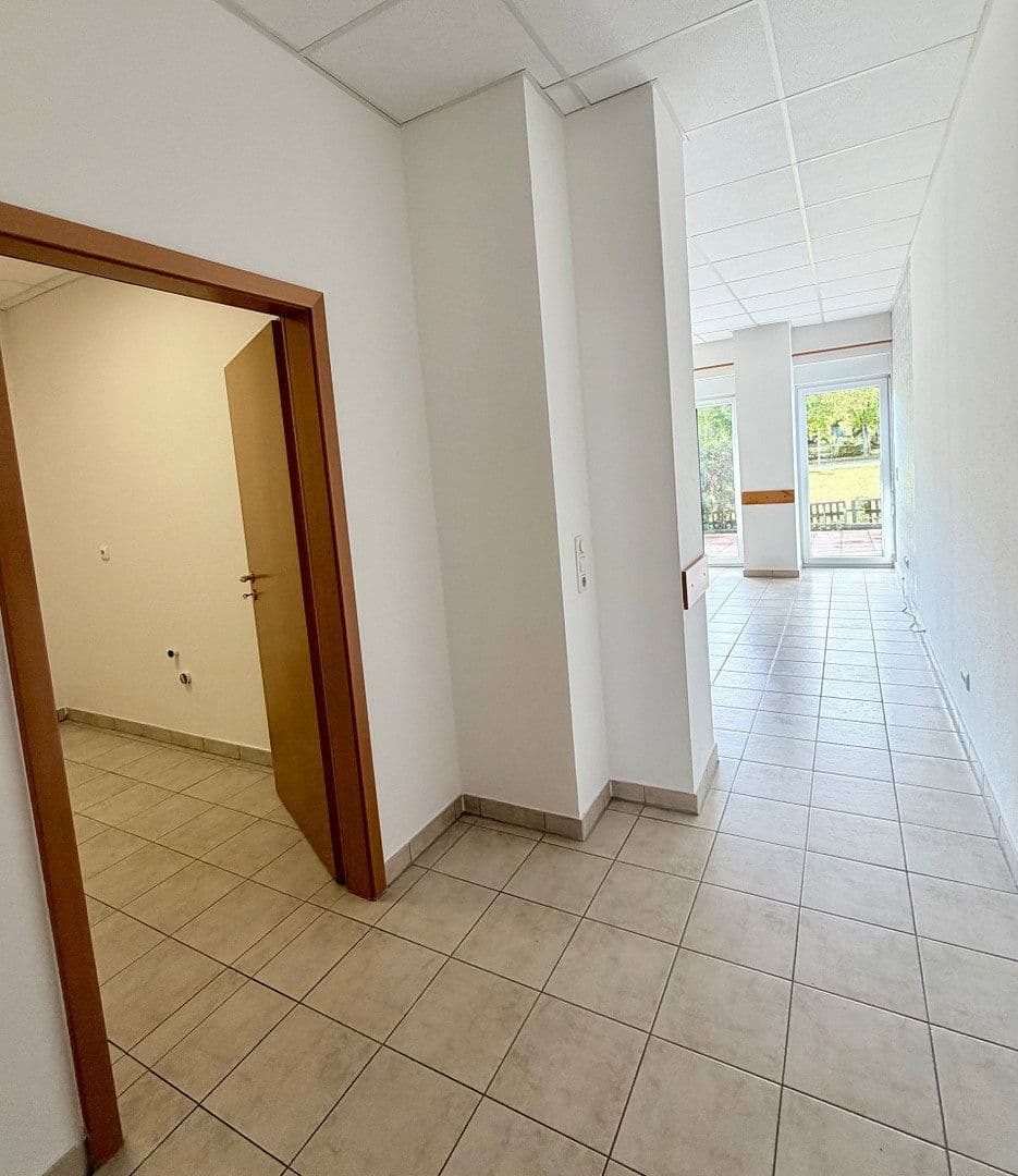 Pronájem bytu 2+1 81 m², Am Hollerbach 5, Hofheim am Taunus, Hessen Pronájem bytu 2+1 81 m², Am Hollerbach 5, Hofheim am Taunus, Hessen