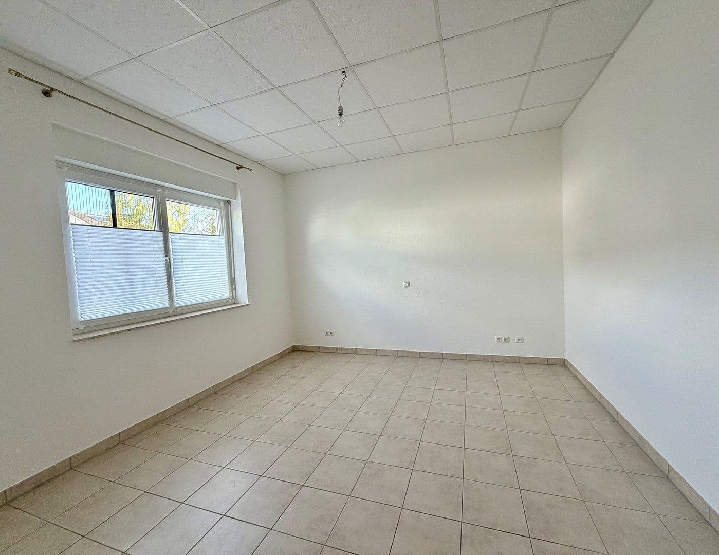 Pronájem bytu 2+1 81 m², Am Hollerbach 5, Hofheim am Taunus, Hessen Pronájem bytu 2+1 81 m², Am Hollerbach 5, Hofheim am Taunus, Hessen