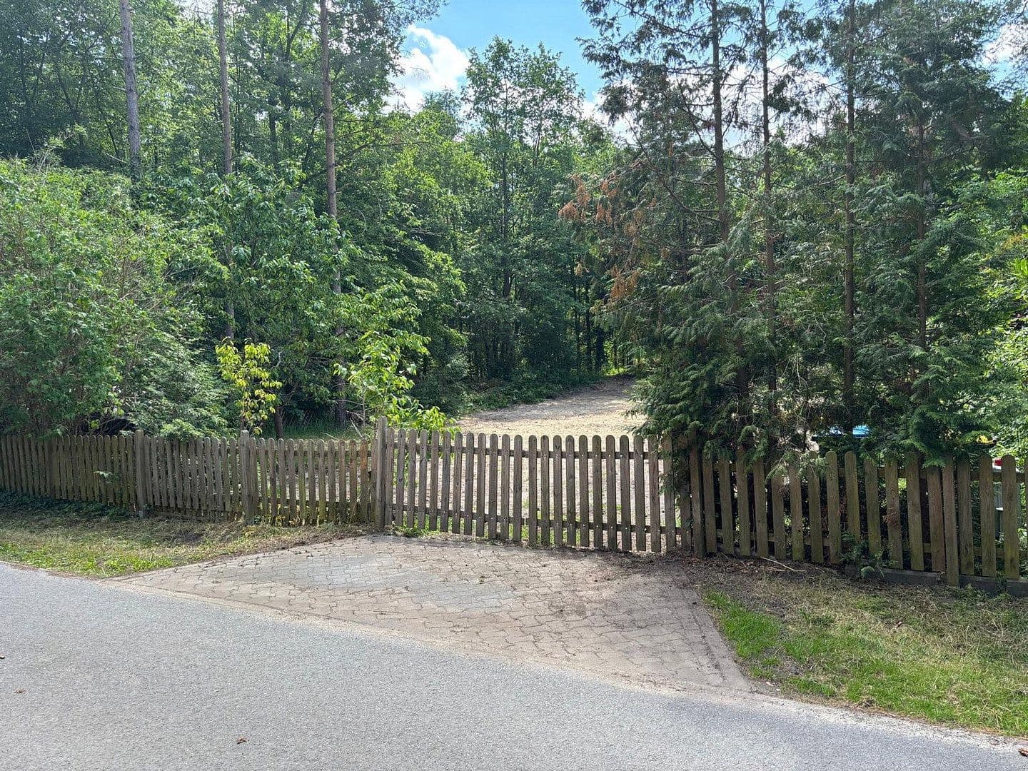 Prodej pozemku 917 m², Schönwalde-Glien, Braniborsko Prodej pozemku 917 m², Schönwalde-Glien, Braniborsko