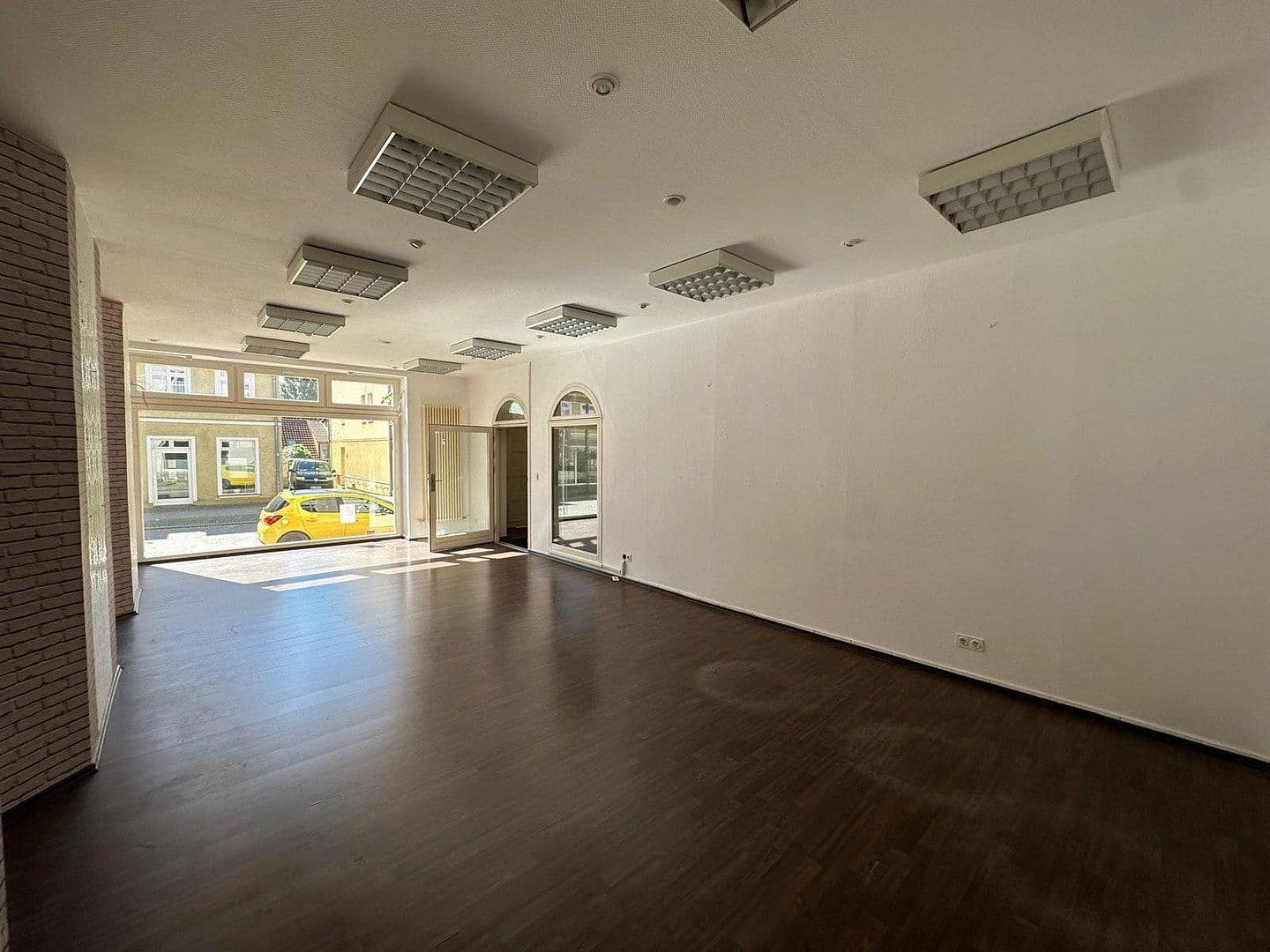 Pronájem nebytového prostoru 75 m², Glambecker Str. 4, Nové Střelice, Mecklenburg-Vorpommern Pronájem nebytového prostoru 75 m², Glambecker Str. 4, Nové Střelice, Mecklenburg-Vorpommern
