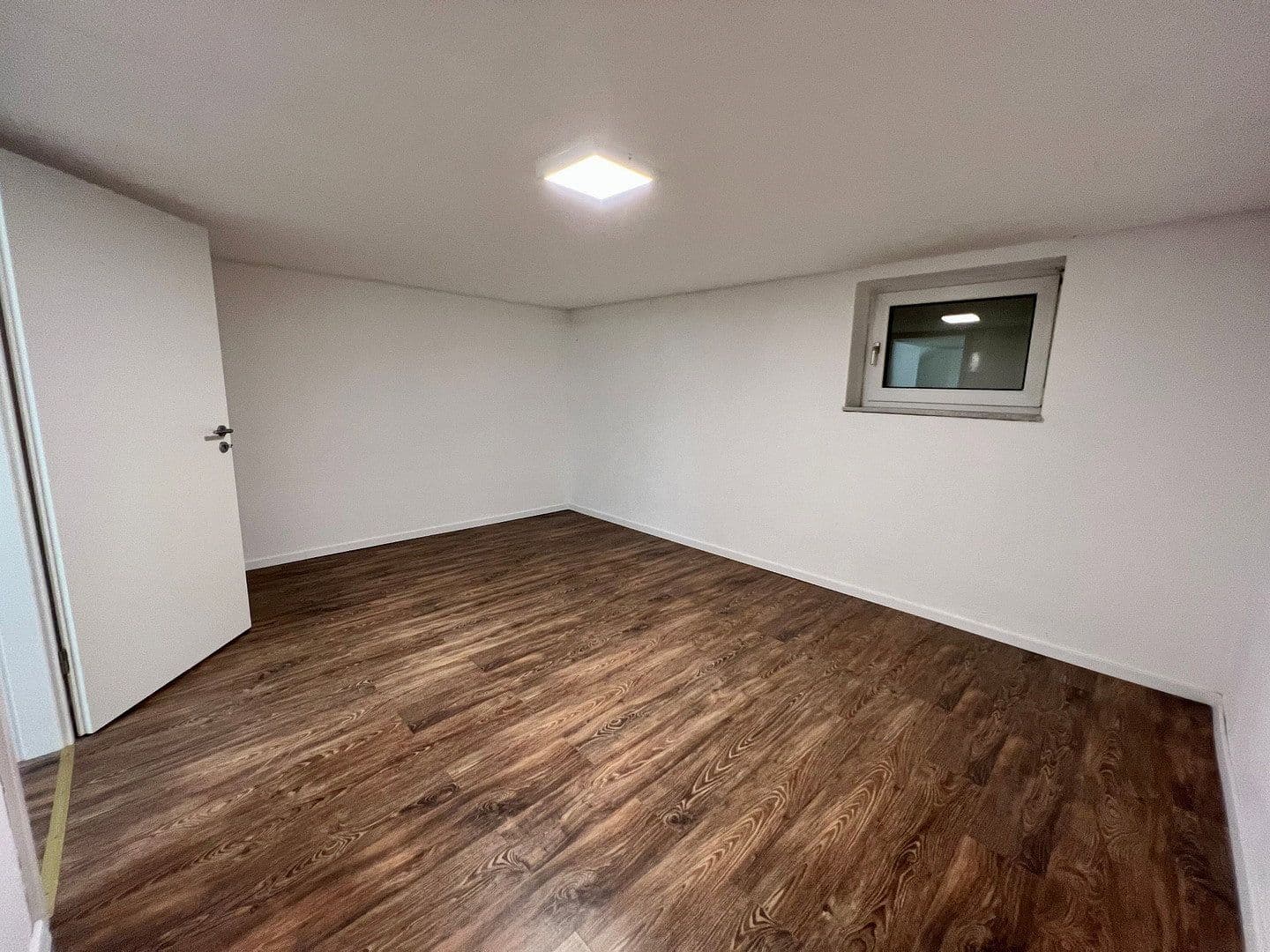 Pronájem domu 126 m², pozemek 188 m², Bensheim, Hessen Pronájem domu 126 m², pozemek 188 m², Bensheim, Hessen