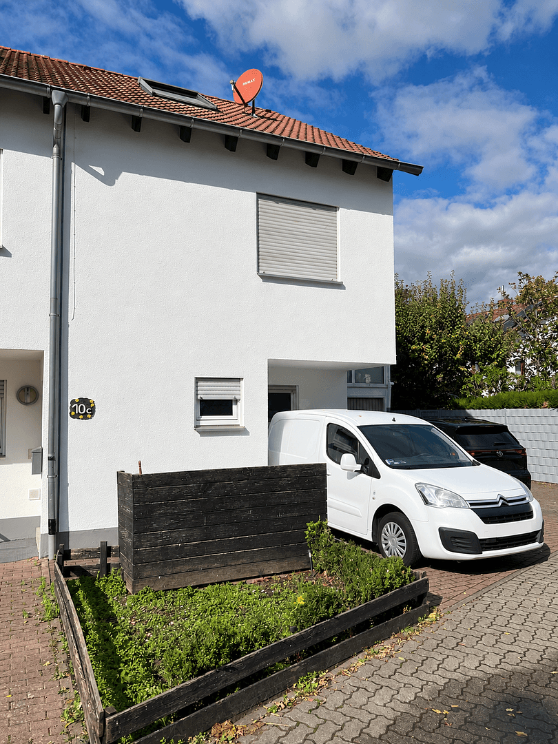 Pronájem domu 126 m², pozemek 188 m², Bensheim, Hessen Pronájem domu 126 m², pozemek 188 m², Bensheim, Hessen