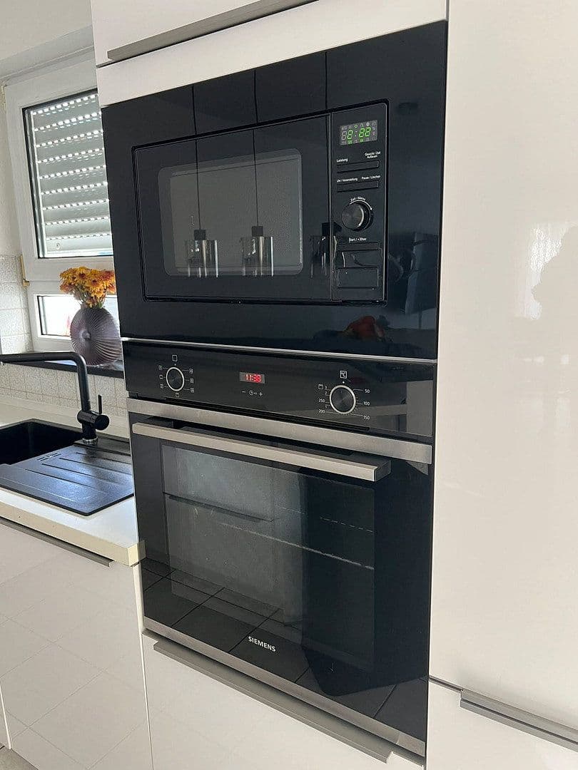 Pronájem domu 126 m², pozemek 188 m², Bensheim, Hessen Pronájem domu 126 m², pozemek 188 m², Bensheim, Hessen