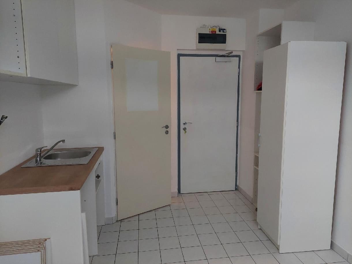Pronájem bytu 1+kk 15 m², Šedova, Praha, Praha Pronájem bytu 1+kk 15 m², Šedova, Praha, Praha
