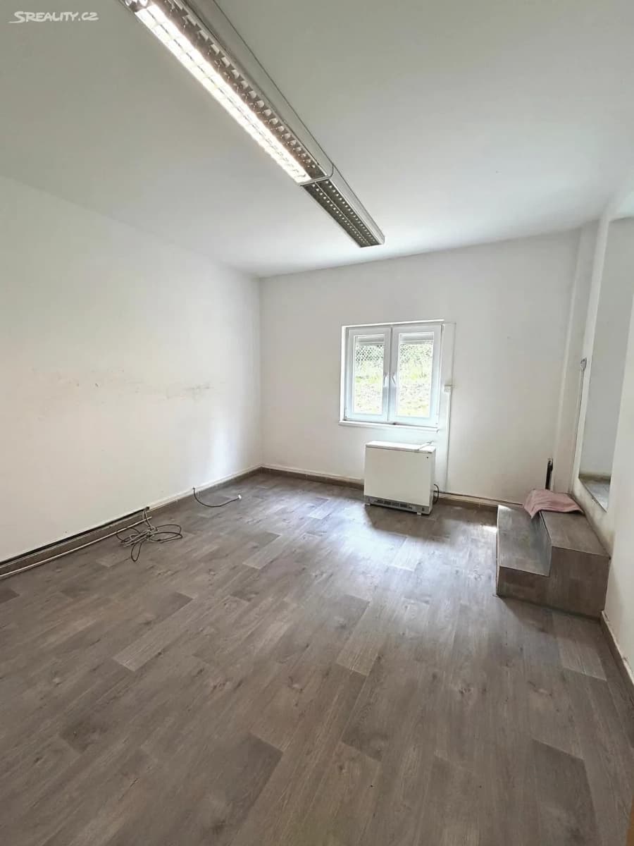Prodej nebytového prostoru 79 m², Meziříčí, Jihočeský kraj Prodej nebytového prostoru 79 m², Meziříčí, Jihočeský kraj