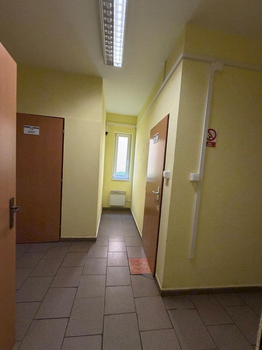 Prodej nebytového prostoru 79 m², Meziříčí, Jihočeský kraj Prodej nebytového prostoru 79 m², Meziříčí, Jihočeský kraj