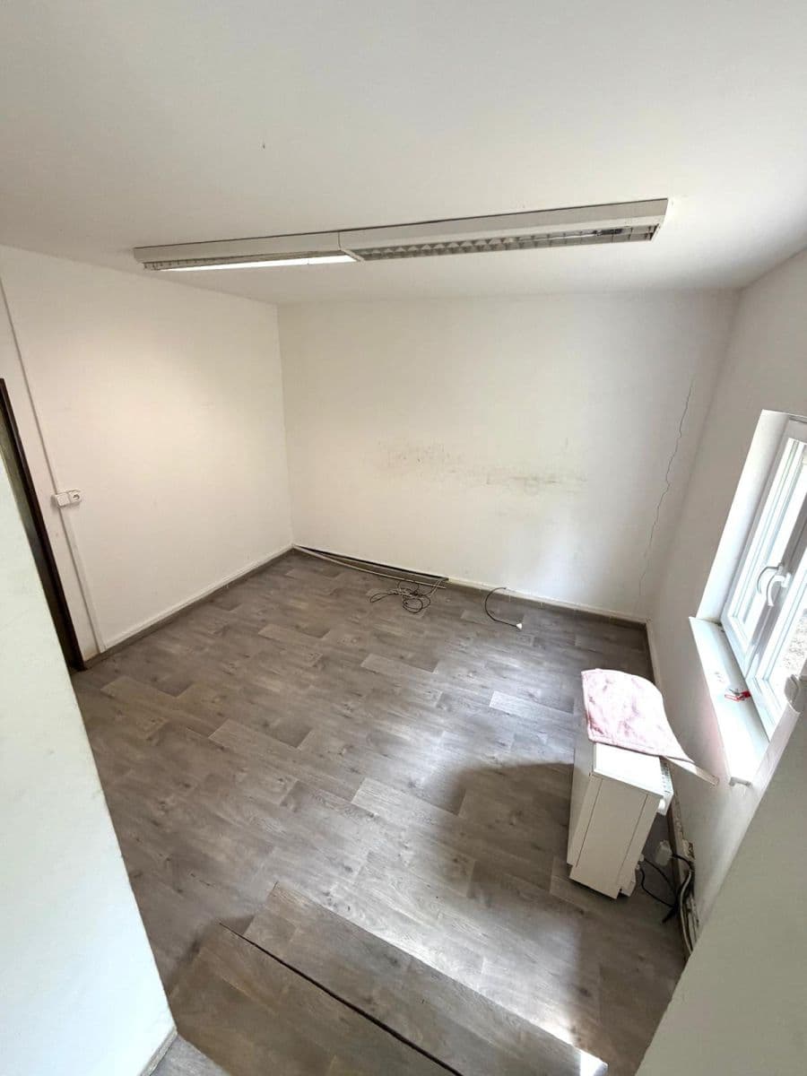 Pronájem nebytového prostoru 79 m², Meziříčí, Jihočeský kraj Pronájem nebytového prostoru 79 m², Meziříčí, Jihočeský kraj