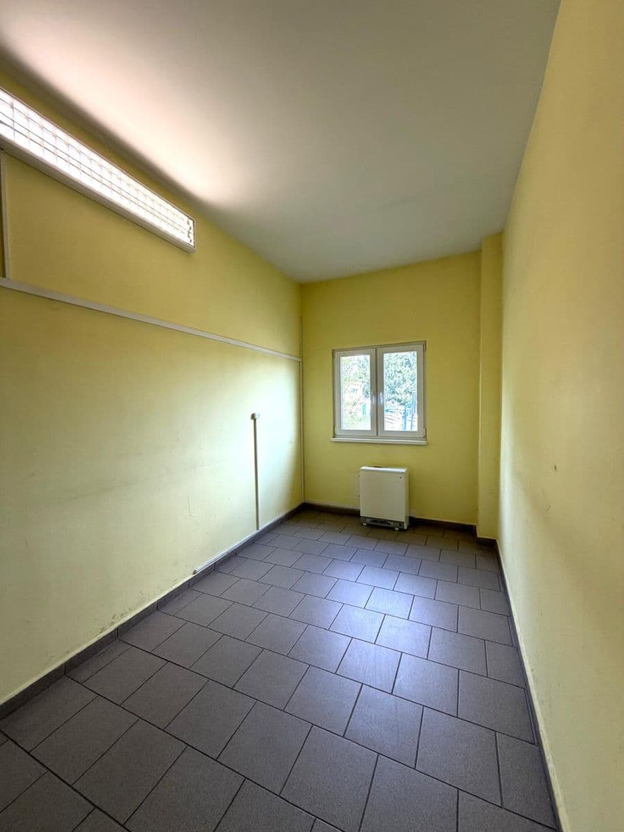 Pronájem nebytového prostoru 79 m², Meziříčí, Jihočeský kraj Pronájem nebytového prostoru 79 m², Meziříčí, Jihočeský kraj