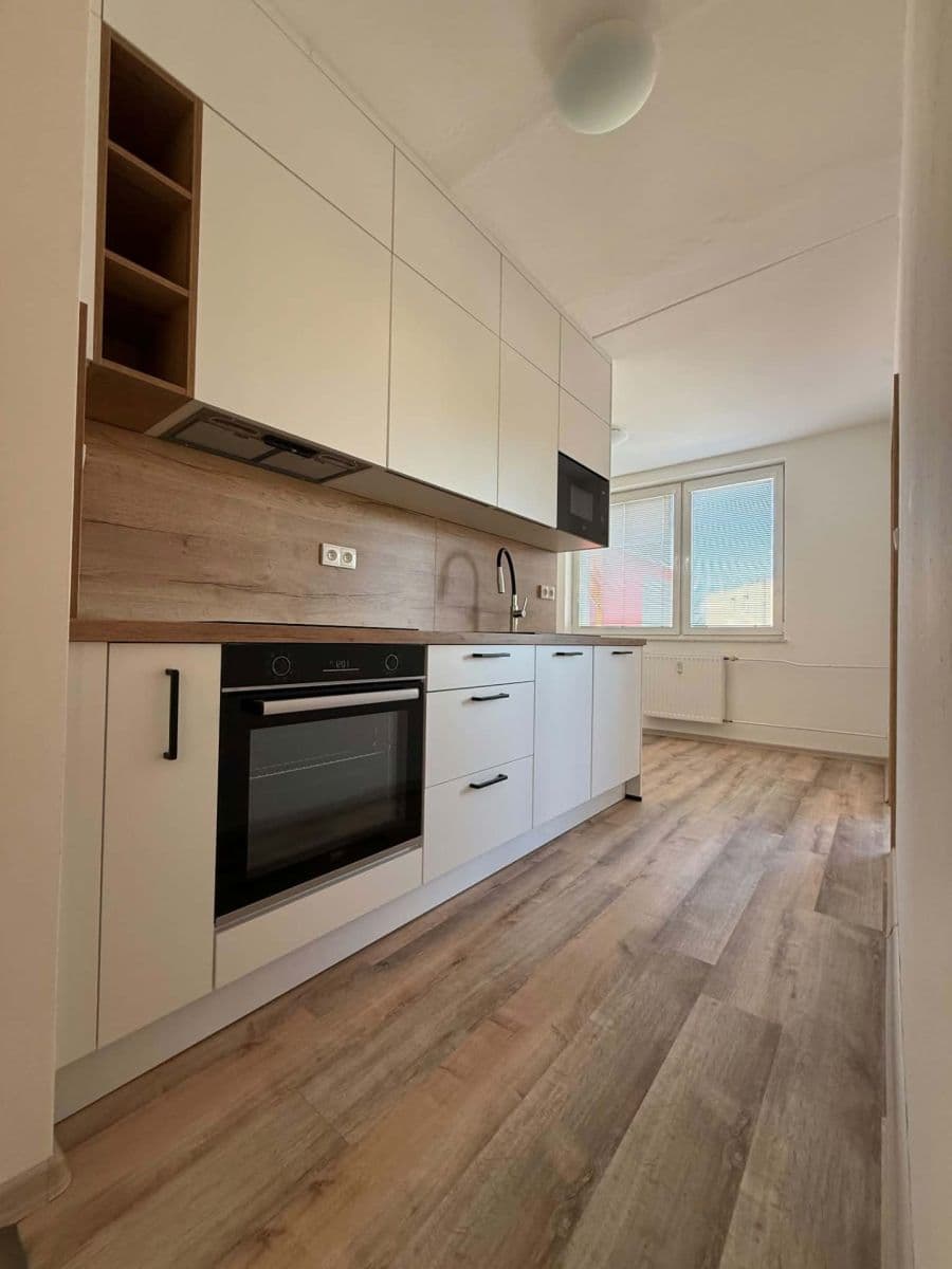 Prodej bytu 2+1 58 m², Radkovská, Telč, Kraj Vysočina Prodej bytu 2+1 58 m², Radkovská, Telč, Kraj Vysočina