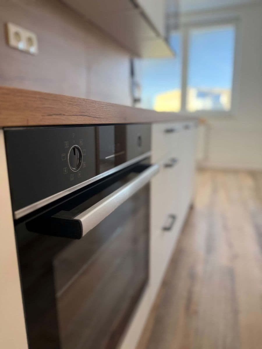 Prodej bytu 2+1 58 m², Radkovská, Telč, Kraj Vysočina Prodej bytu 2+1 58 m², Radkovská, Telč, Kraj Vysočina