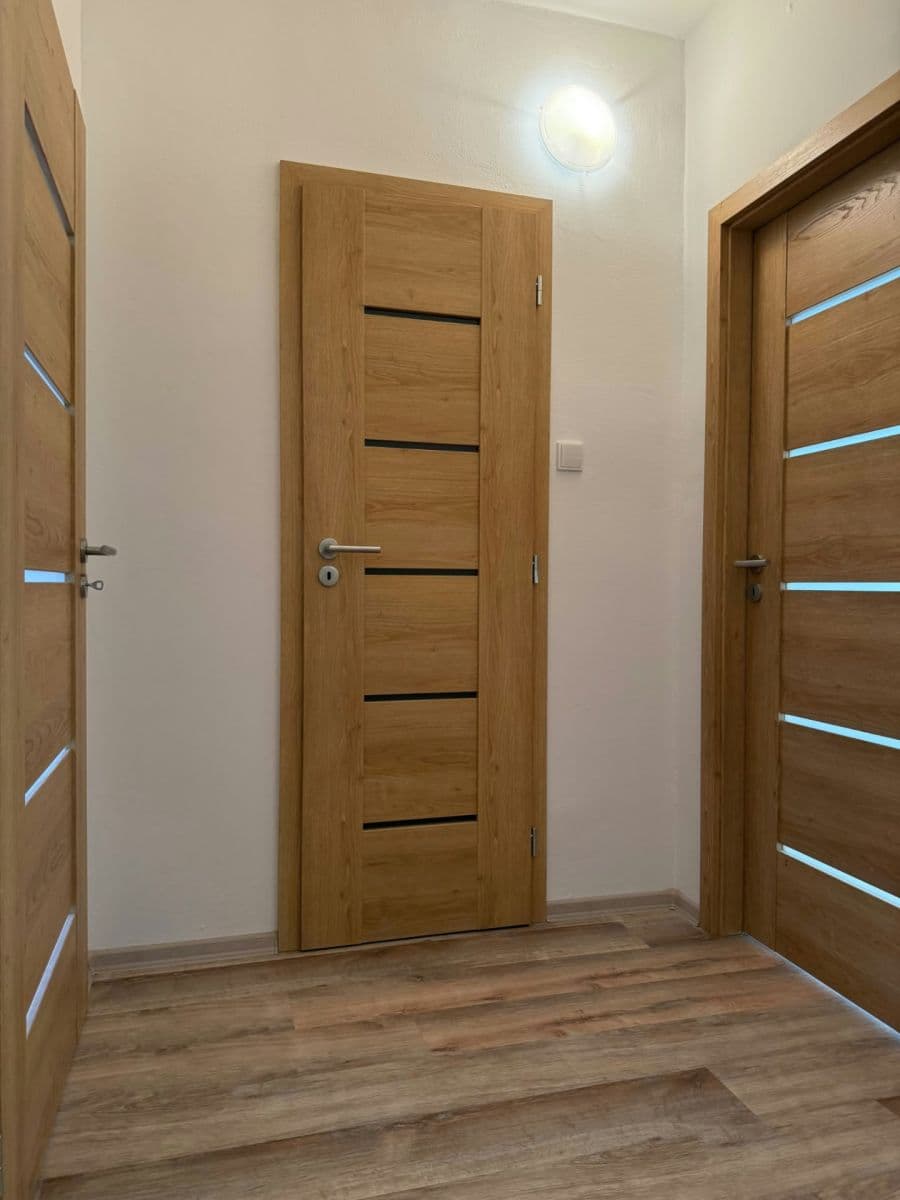 Prodej bytu 2+1 58 m², Radkovská, Telč, Kraj Vysočina Prodej bytu 2+1 58 m², Radkovská, Telč, Kraj Vysočina