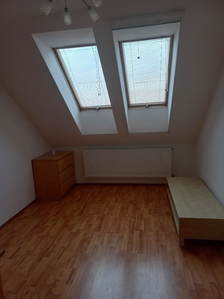 Pronájem bytu 2+kk 61 m², Hrnčířská, Jesenice, Středočeský kraj Pronájem bytu 2+kk 61 m², Hrnčířská, Jesenice, Středočeský kraj