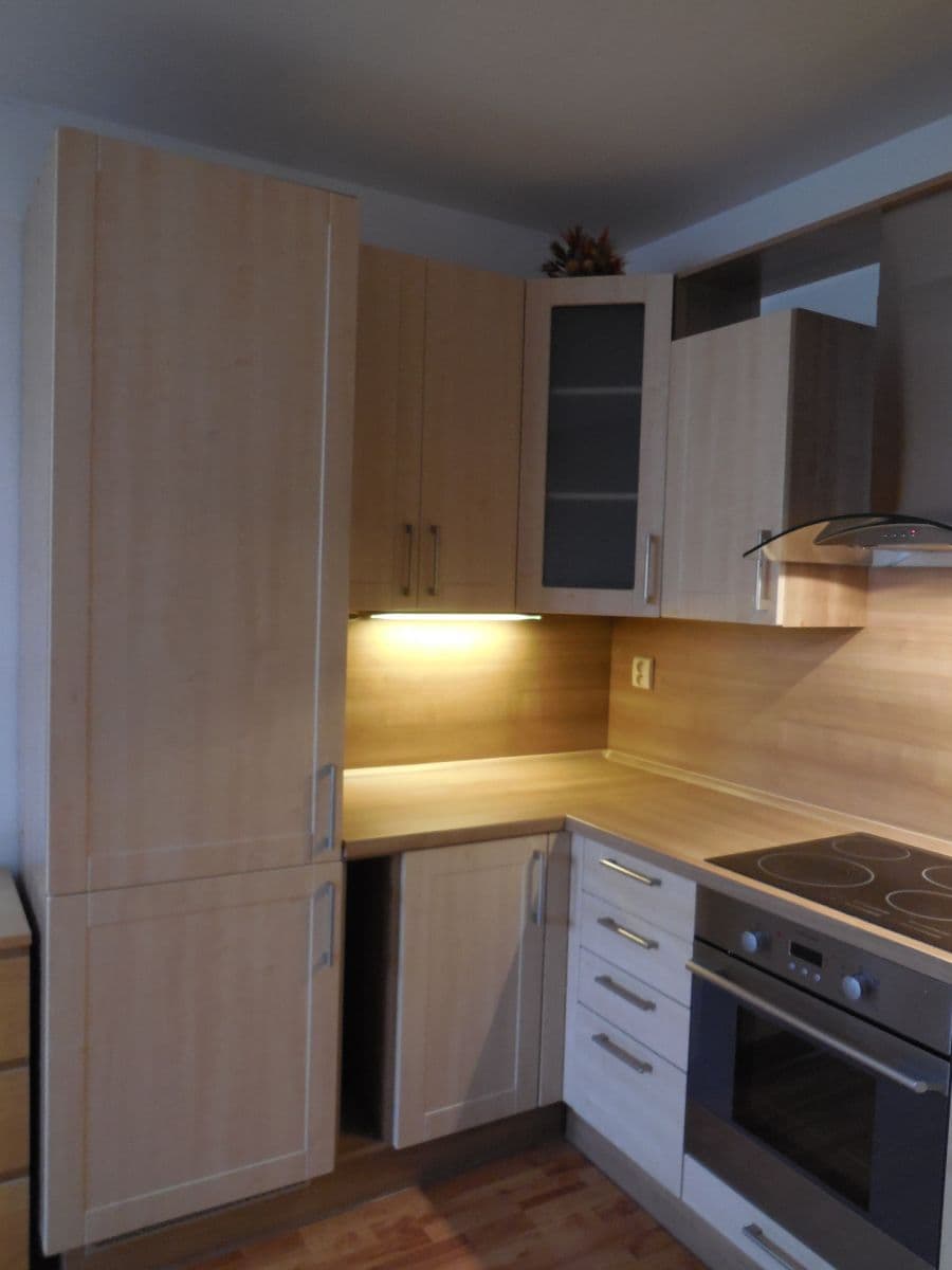 Pronájem bytu 2+kk 61 m², Hrnčířská, Jesenice, Středočeský kraj Pronájem bytu 2+kk 61 m², Hrnčířská, Jesenice, Středočeský kraj