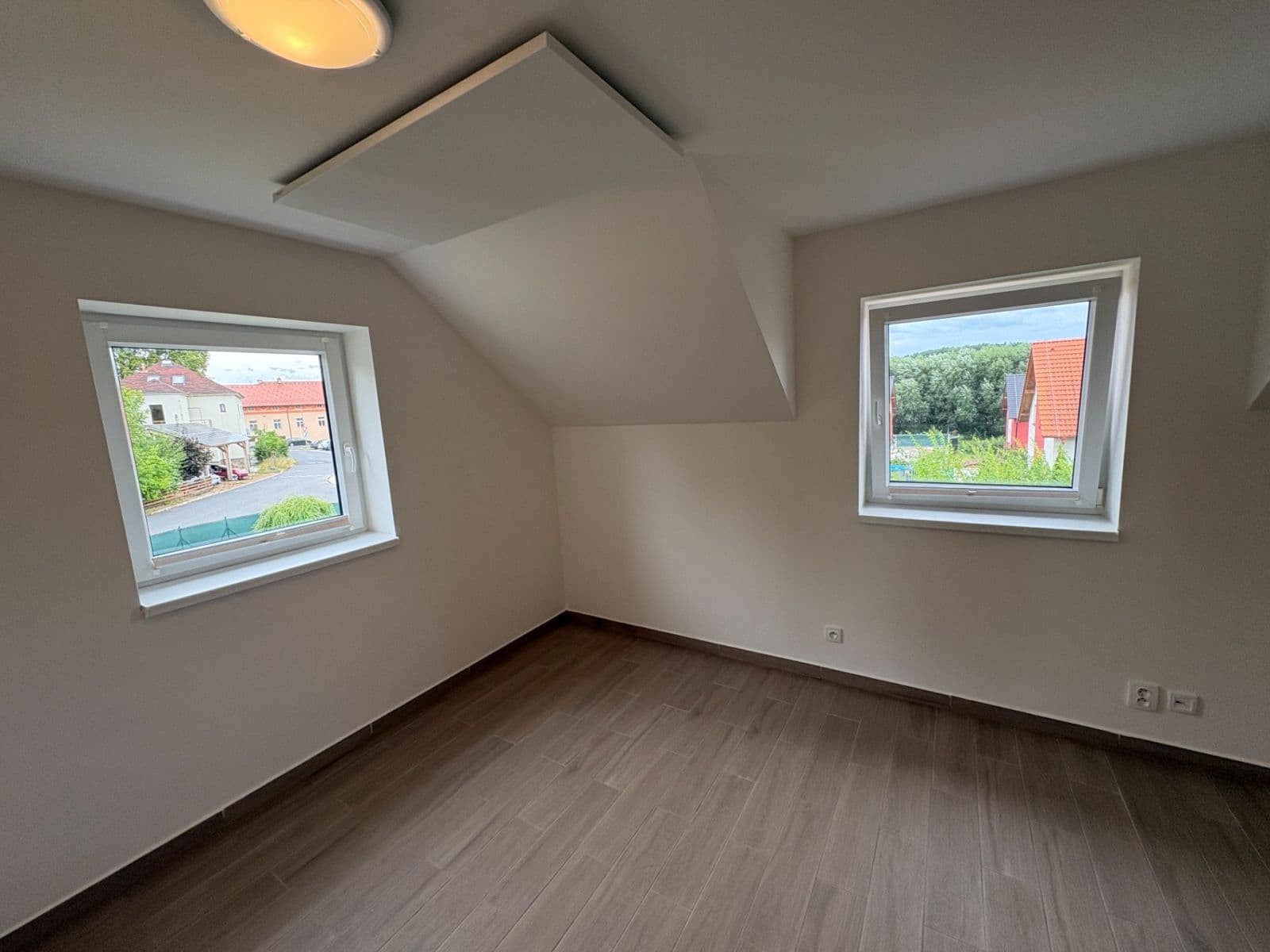Pronájem domu 80 m², pozemek 440 m², Škvorec, Středočeský kraj Pronájem domu 80 m², pozemek 440 m², Škvorec, Středočeský kraj