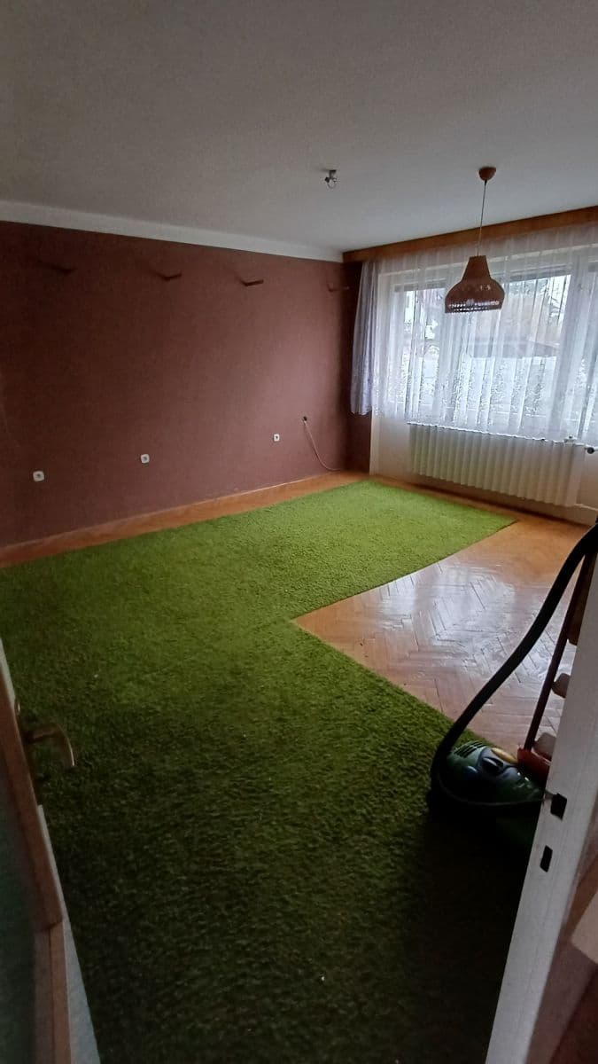 Prodej domu 240 m², pozemek 750 m², Na Výšině, Kunovice, Zlínský kraj Prodej domu 240 m², pozemek 750 m², Na Výšině, Kunovice, Zlínský kraj