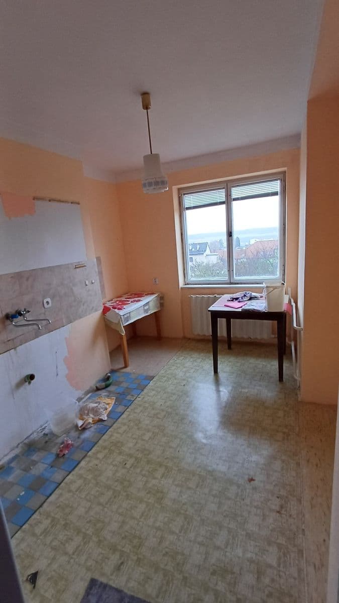 Prodej domu 240 m², pozemek 750 m², Na Výšině, Kunovice, Zlínský kraj Prodej domu 240 m², pozemek 750 m², Na Výšině, Kunovice, Zlínský kraj