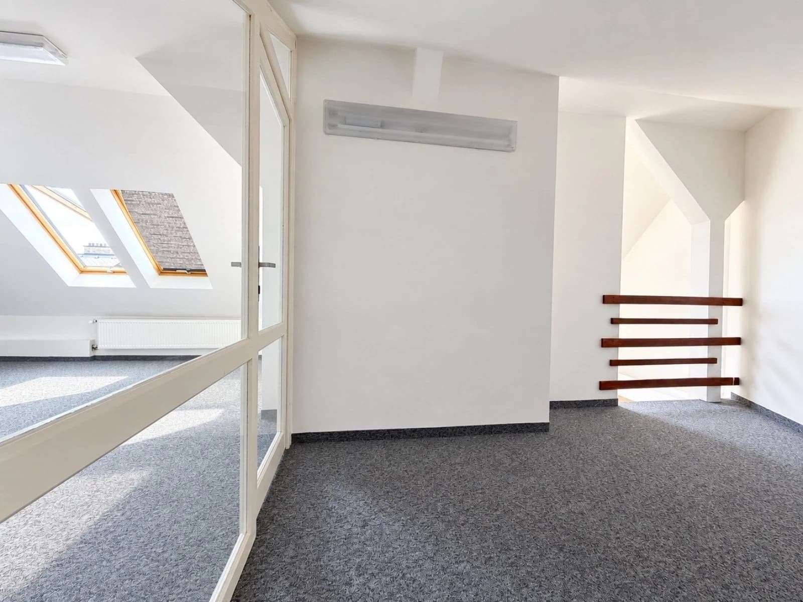 Pronájem kanceláře 162 m², Kodaňská, Praha, Praha Pronájem kanceláře 162 m², Kodaňská, Praha, Praha