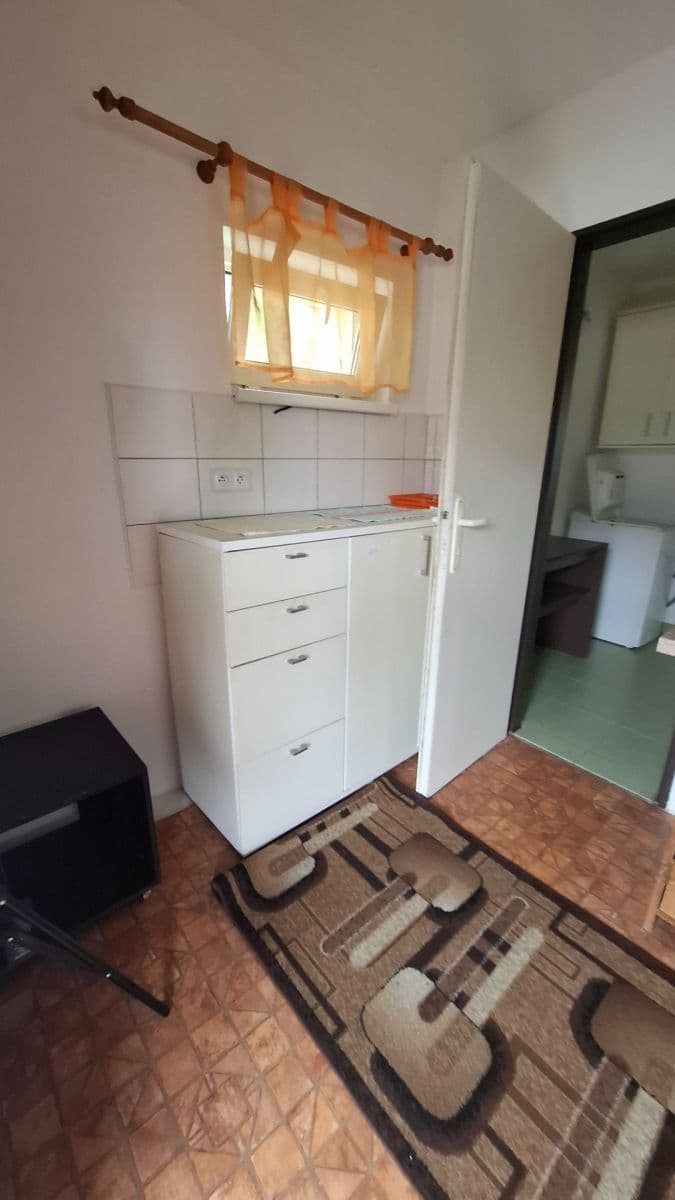Pronájem domu 45 m², pozemek 120 m², Všešímská, Kunice, Středočeský kraj Pronájem domu 45 m², pozemek 120 m², Všešímská, Kunice, Středočeský kraj