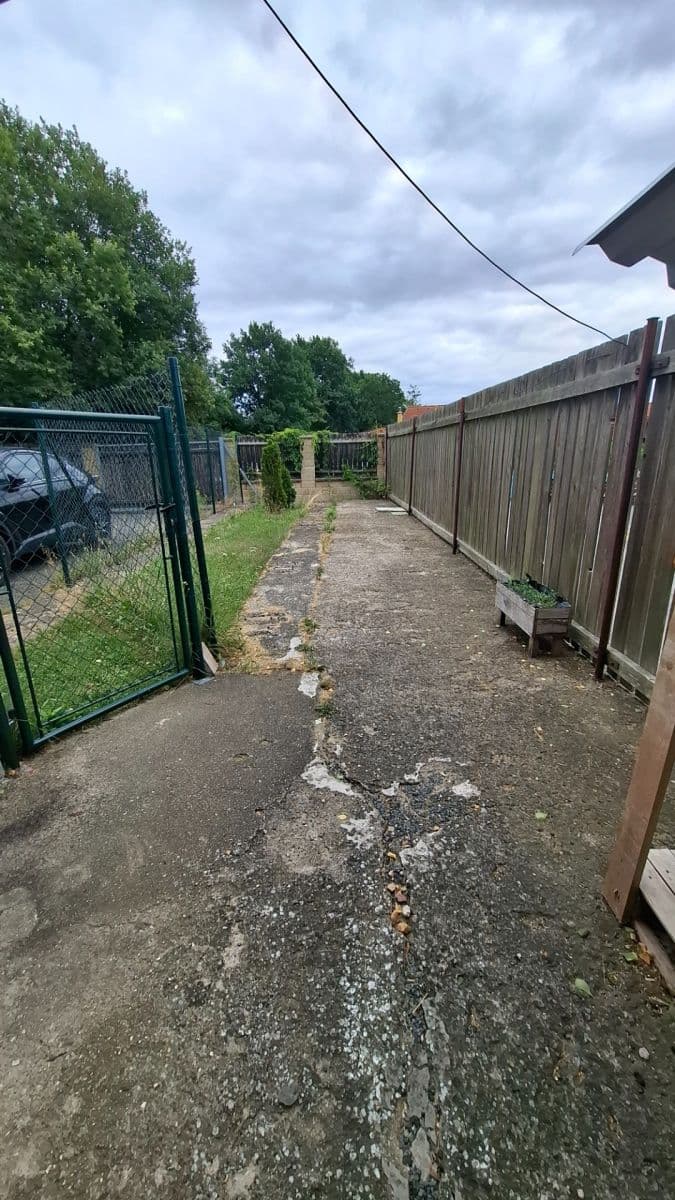 Pronájem domu 45 m², pozemek 120 m², Všešímská, Kunice, Středočeský kraj Pronájem domu 45 m², pozemek 120 m², Všešímská, Kunice, Středočeský kraj