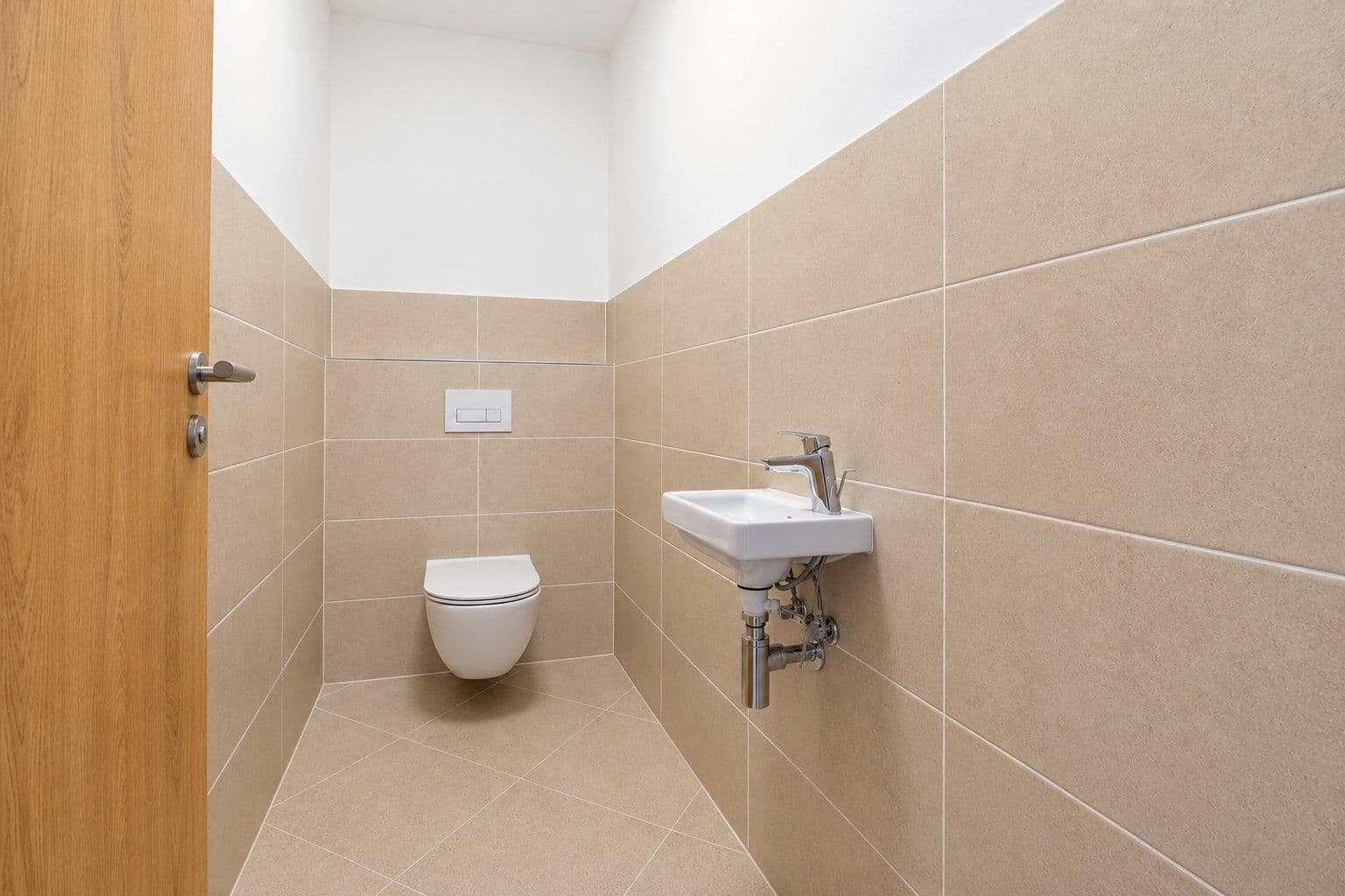 Pronájem bytu 3+kk 59 m², Nádražní, Kralupy nad Vltavou, Středočeský kraj Pronájem bytu 3+kk 59 m², Nádražní, Kralupy nad Vltavou, Středočeský kraj