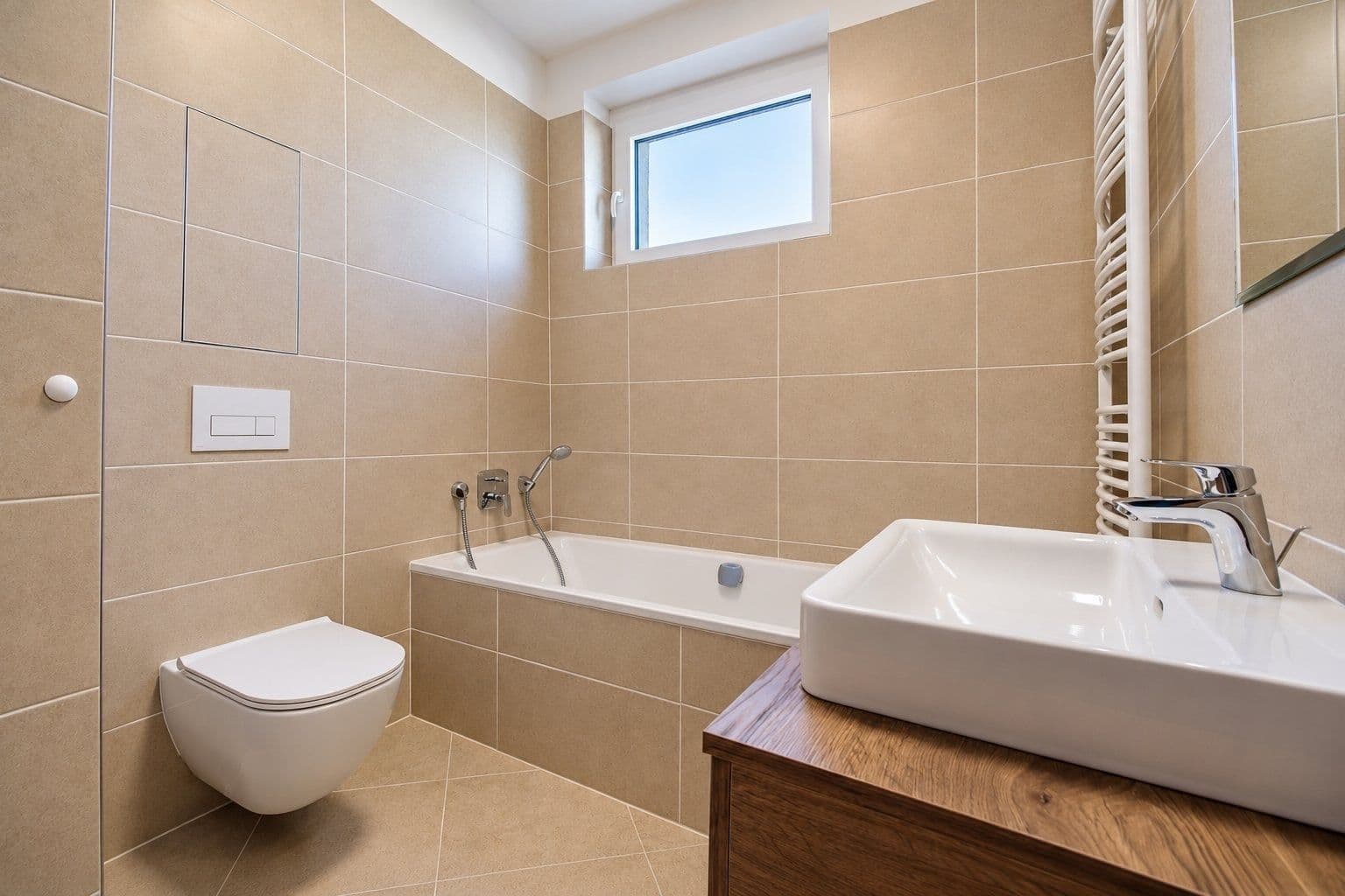 Pronájem bytu 3+kk 59 m², Nádražní, Kralupy nad Vltavou, Středočeský kraj Pronájem bytu 3+kk 59 m², Nádražní, Kralupy nad Vltavou, Středočeský kraj
