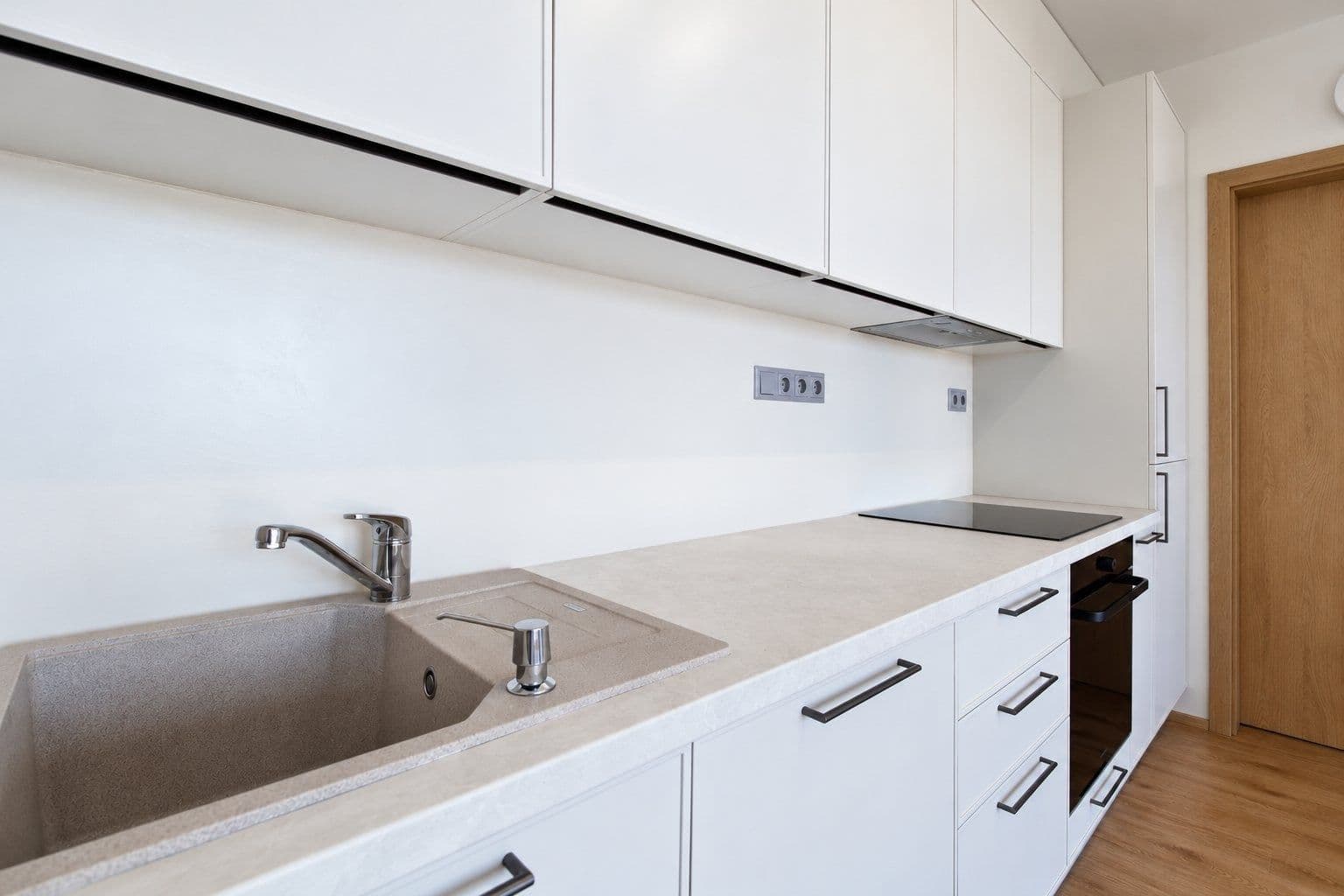 Pronájem bytu 3+kk 59 m², Nádražní, Kralupy nad Vltavou, Středočeský kraj Pronájem bytu 3+kk 59 m², Nádražní, Kralupy nad Vltavou, Středočeský kraj