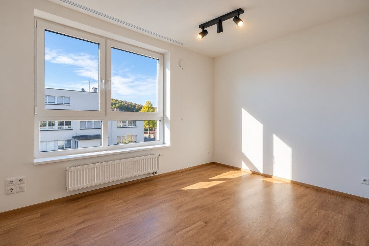 Pronájem bytu 3+kk 59 m², Nádražní, Kralupy nad Vltavou, Středočeský kraj Pronájem bytu 3+kk 59 m², Nádražní, Kralupy nad Vltavou, Středočeský kraj