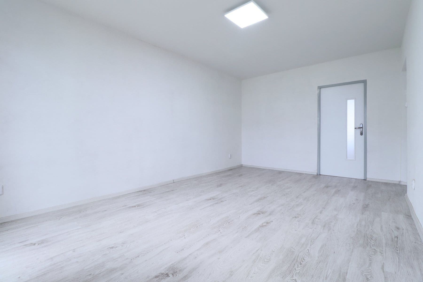 Pronájem bytu 2+1 52 m², Topolová, Praha, Praha Pronájem bytu 2+1 52 m², Topolová, Praha, Praha
