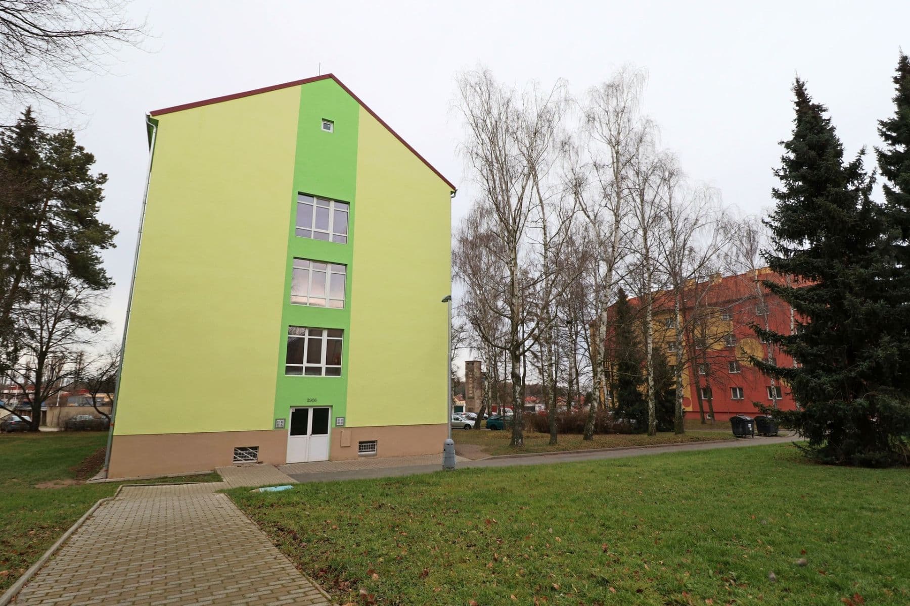 Pronájem bytu 1+1 32 m², Kyjevská, Kladno, Středočeský kraj Pronájem bytu 1+1 32 m², Kyjevská, Kladno, Středočeský kraj