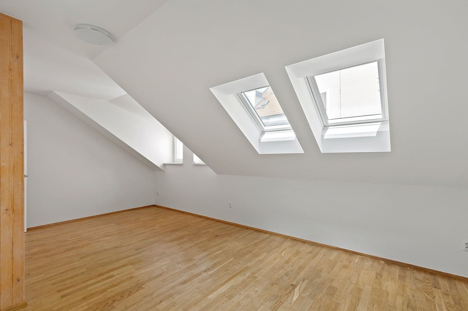 Pronájem bytu 1+kk 34 m², Slavojova, Praha, Praha Pronájem bytu 1+kk 34 m², Slavojova, Praha, Praha