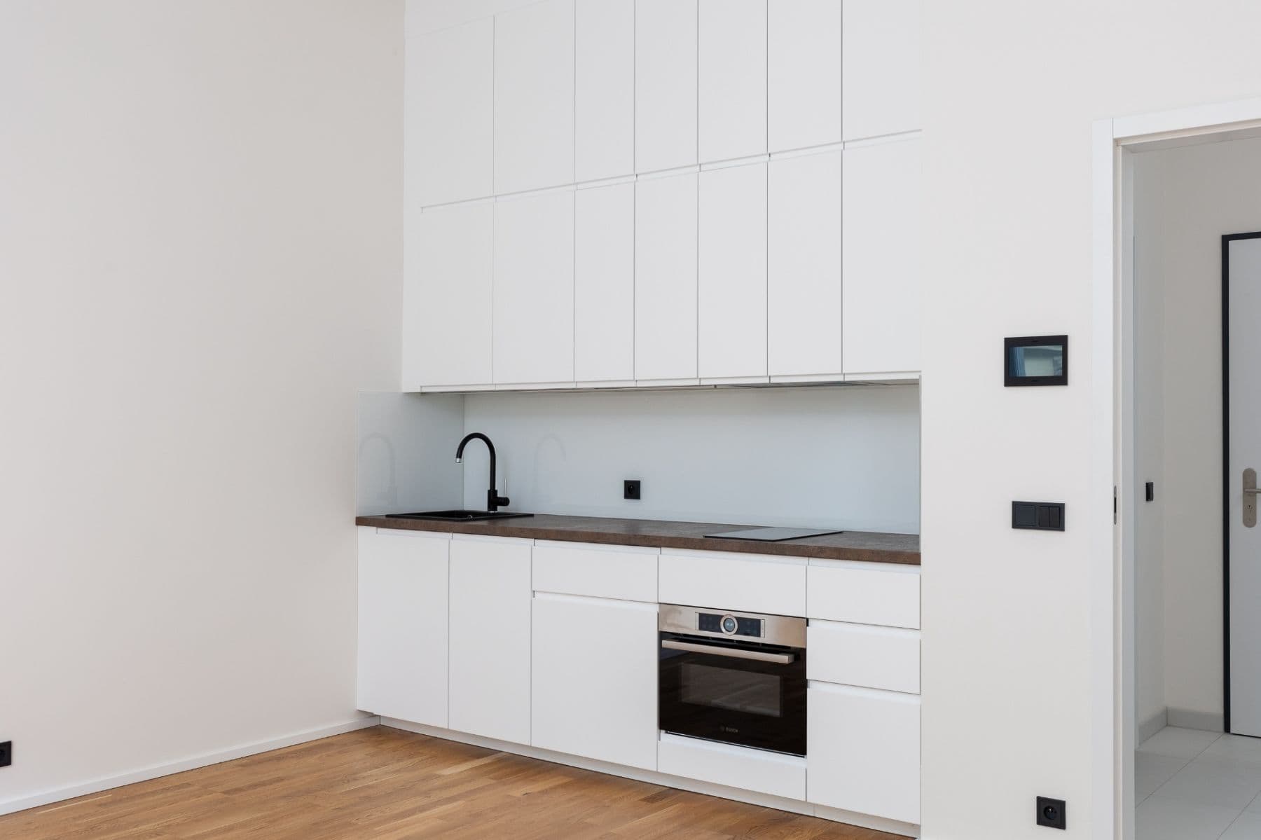 Pronájem bytu 1+kk 30 m², Grafická, Praha, Praha Pronájem bytu 1+kk 30 m², Grafická, Praha, Praha