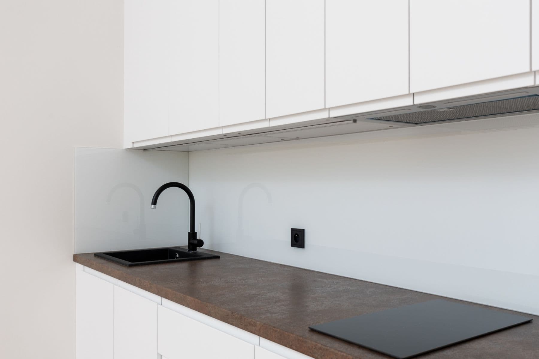 Pronájem bytu 1+kk 30 m², Grafická, Praha, Praha Pronájem bytu 1+kk 30 m², Grafická, Praha, Praha