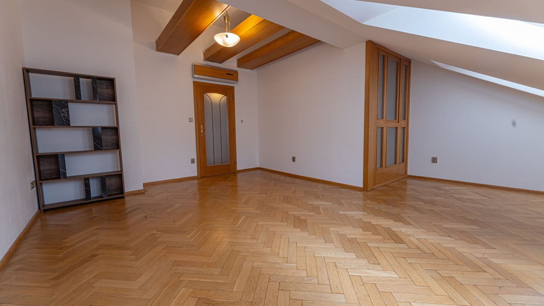 Pronájem bytu 3+1 117 m², Tomáškova, Praha, Praha Pronájem bytu 3+1 117 m², Tomáškova, Praha, Praha