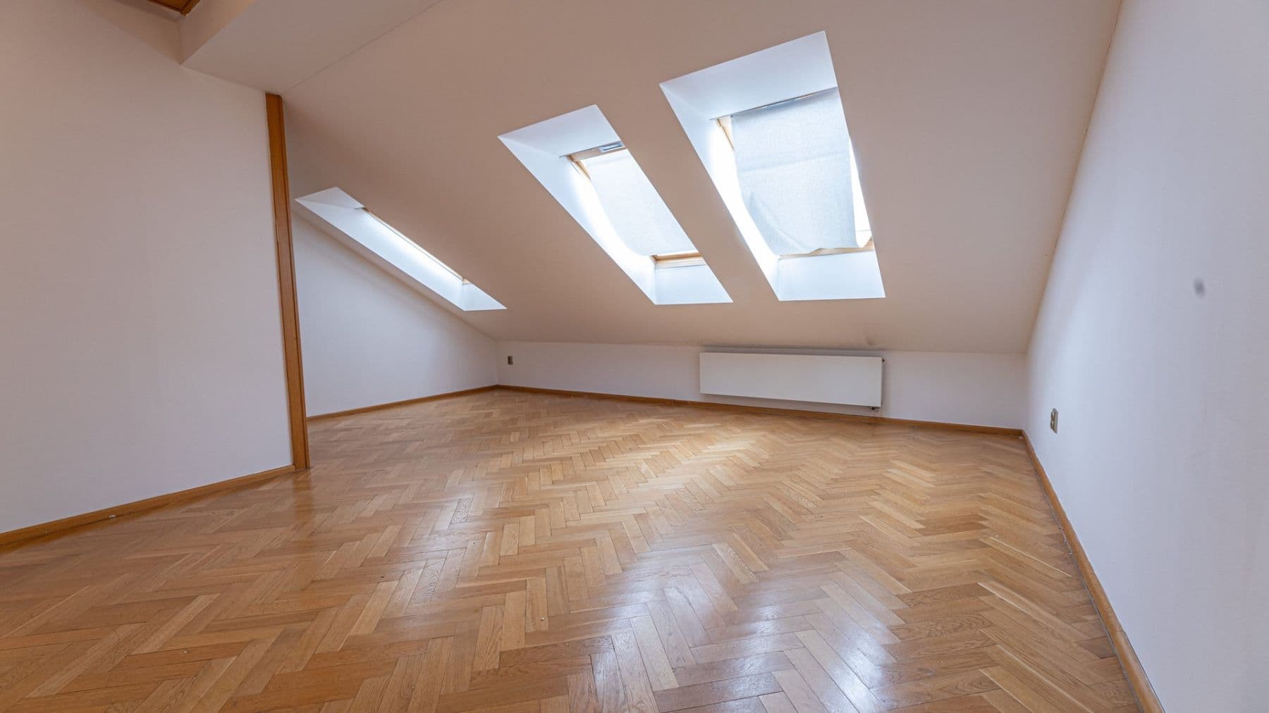 Pronájem bytu 3+1 117 m², Tomáškova, Praha, Praha Pronájem bytu 3+1 117 m², Tomáškova, Praha, Praha