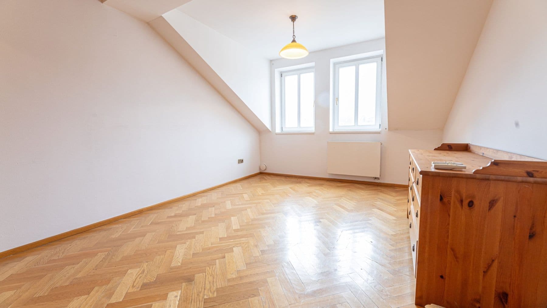 Pronájem bytu 3+1 117 m², Tomáškova, Praha, Praha Pronájem bytu 3+1 117 m², Tomáškova, Praha, Praha