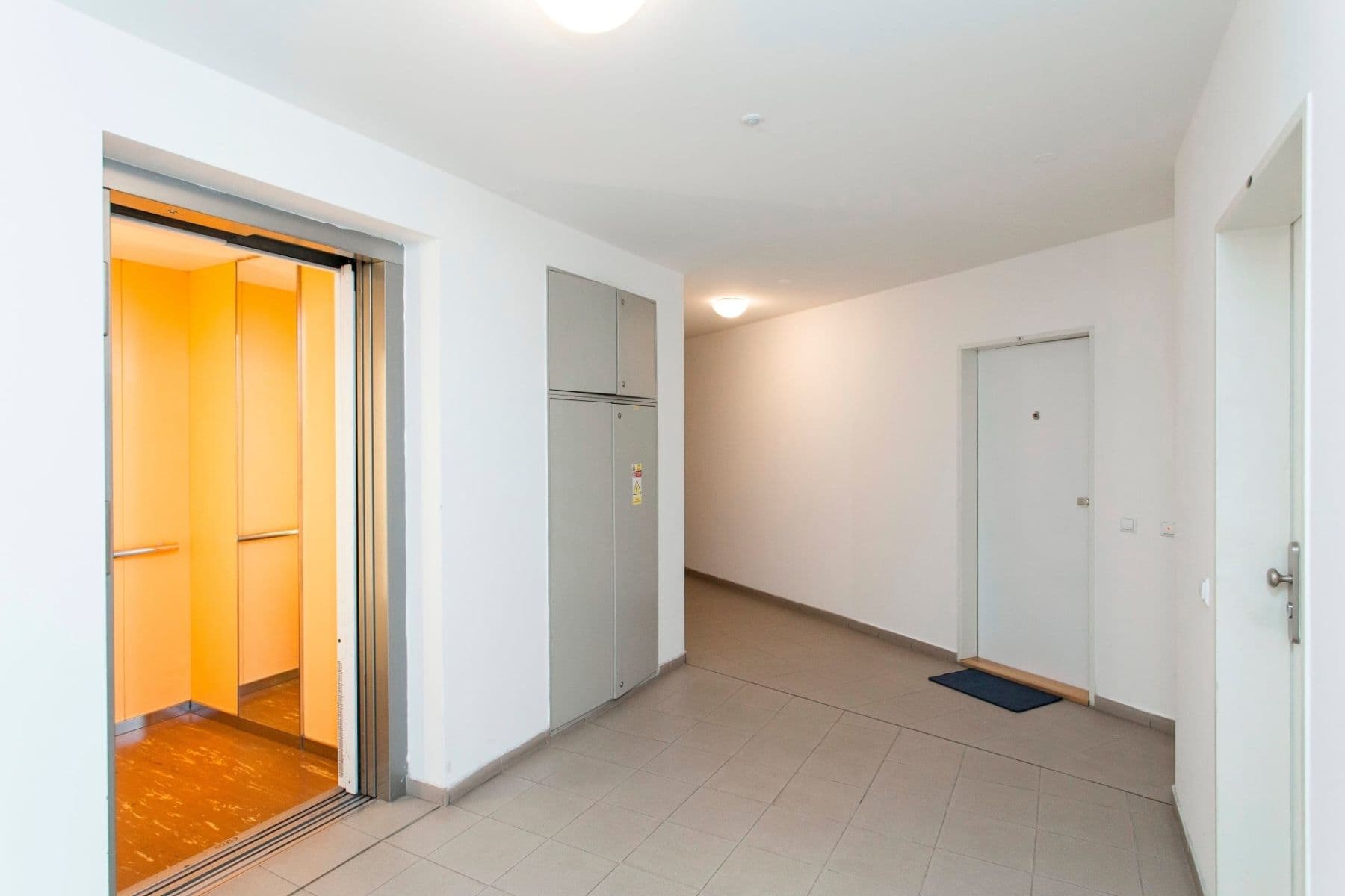 Pronájem bytu 2+kk 56 m², Kloboučnická, Praha, Praha Pronájem bytu 2+kk 56 m², Kloboučnická, Praha, Praha