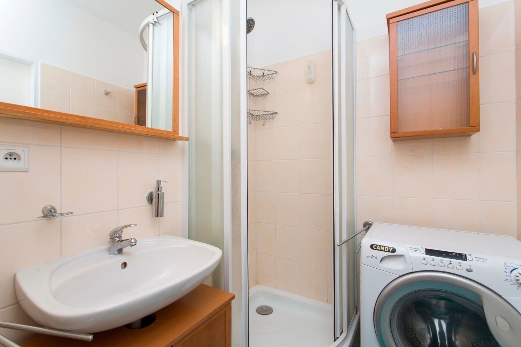 Pronájem bytu 2+kk 56 m², Kloboučnická, Praha, Praha Pronájem bytu 2+kk 56 m², Kloboučnická, Praha, Praha