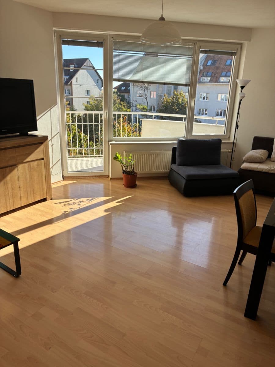 Pronájem bytu 2+kk 64 m², Bělohorská, Brno, Jihomoravský kraj Pronájem bytu 2+kk 64 m², Bělohorská, Brno, Jihomoravský kraj